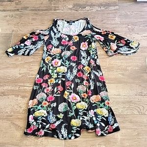 Women's flowy dress